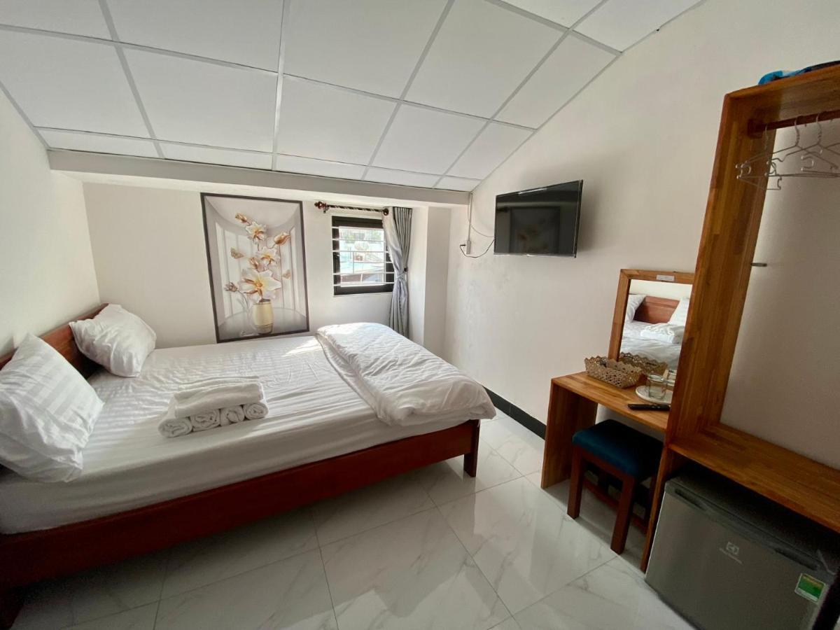 Bobe Homestay Хойан Экстерьер фото